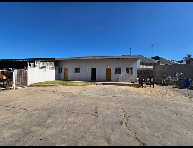 7,000M² WAREHOUSE FOR SALE IN ALBERTON NORTH